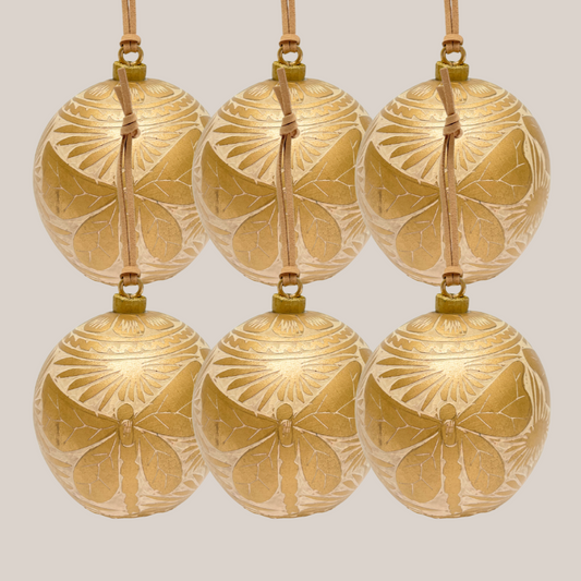 Set de Esferas Naturales Grandes / Oro Viejo