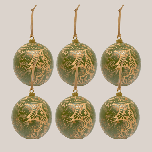 Set de Esferas Naturales Medianas / Verde Olivo